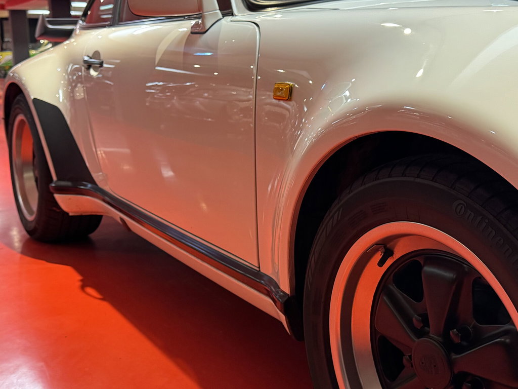 Porsche 911 Carrera 3.2 WTL