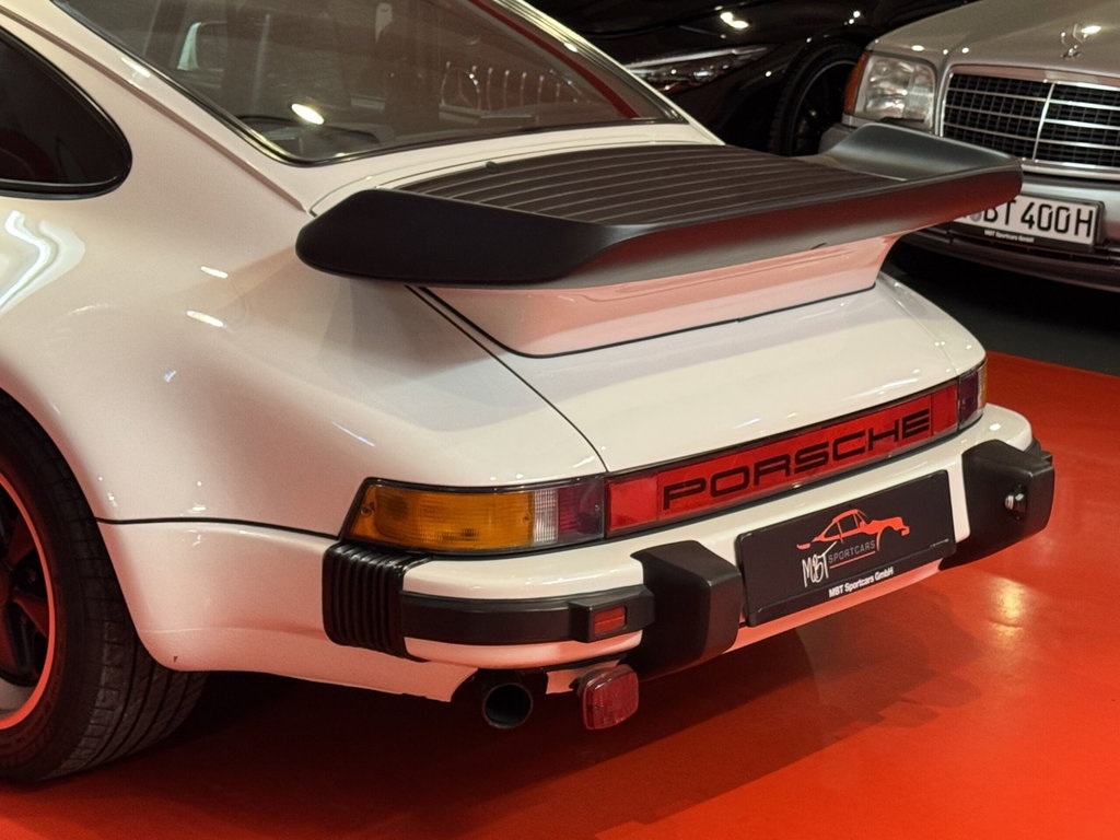 Porsche 911 Carrera 3.2 WTL