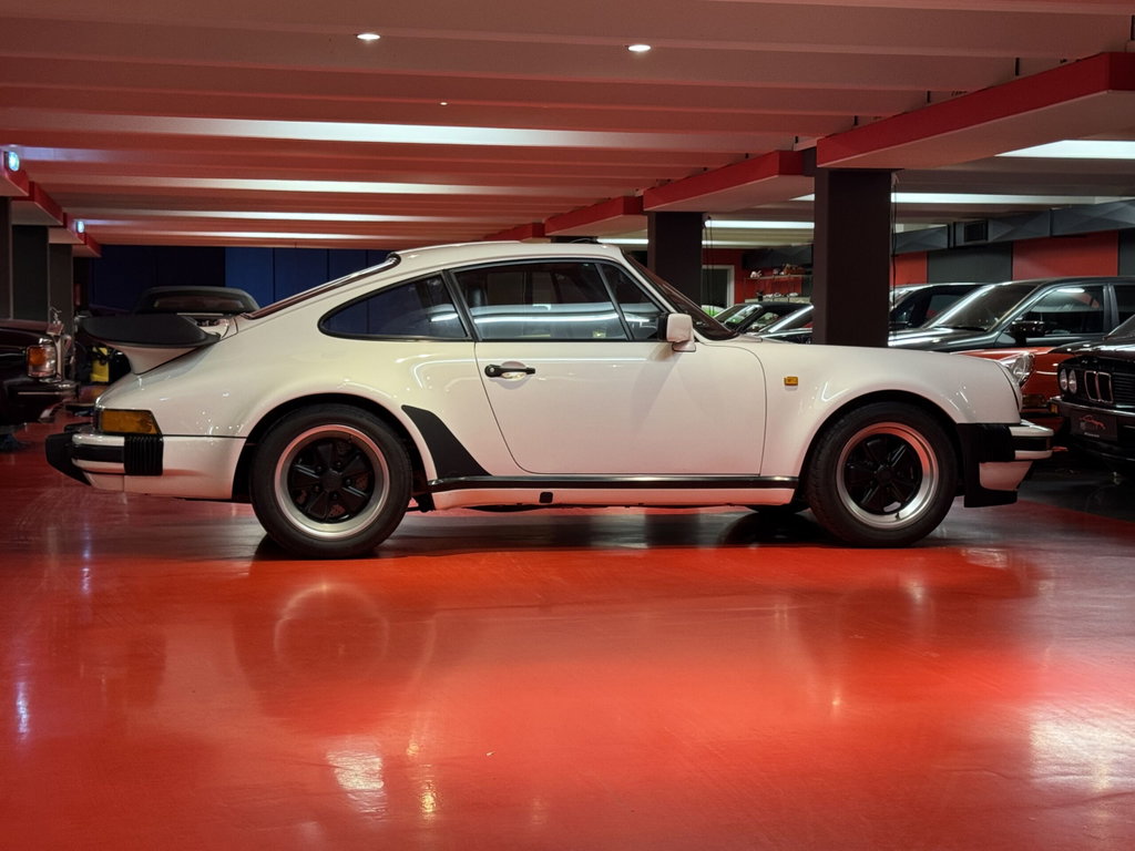 Porsche 911 Carrera 3.2 WTL