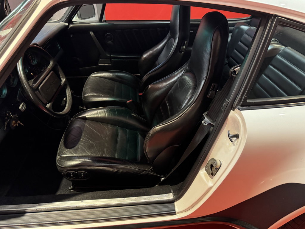 Porsche 911 Carrera 3.2 WTL