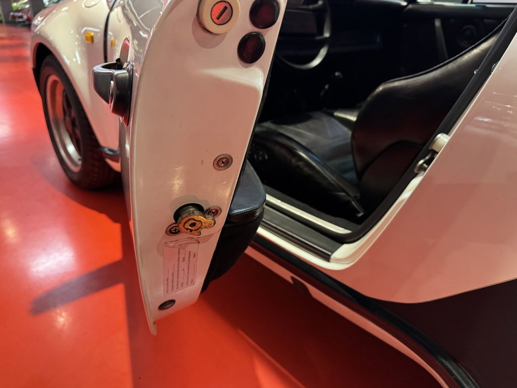 Porsche 911 Carrera 3.2 WTL
