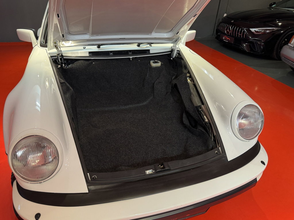 Porsche 911 Carrera 3.2 WTL