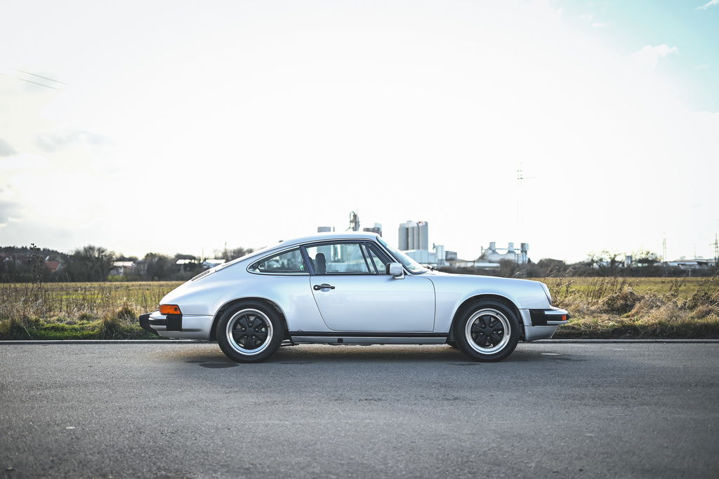Porsche 911 Carrera 3,0