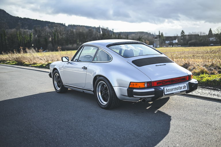 Porsche 911 Carrera 3,0