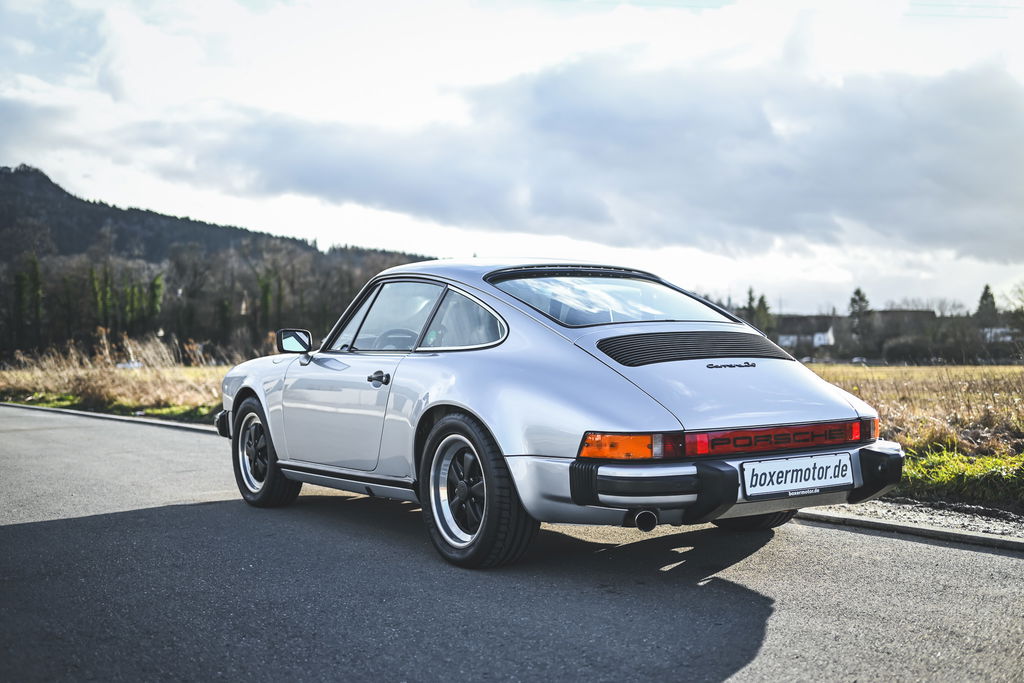 Porsche 911 Carrera 3,0