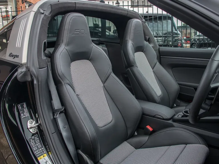 Porsche 992 Edition 50 Jahre Porsche Design