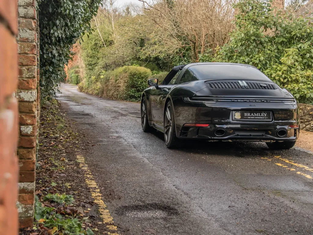 Porsche 992 Edition 50 Jahre Porsche Design