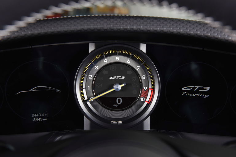 Porsche 992 GT3 Touring