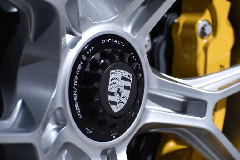 Porsche 992 GT3 Touring