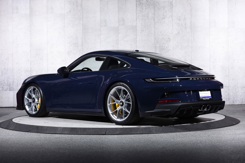 Porsche 992 GT3 Touring