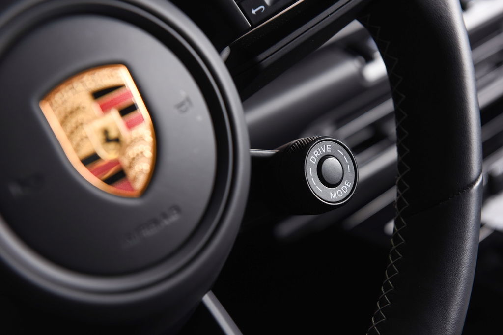 Porsche 992 GT3 Touring