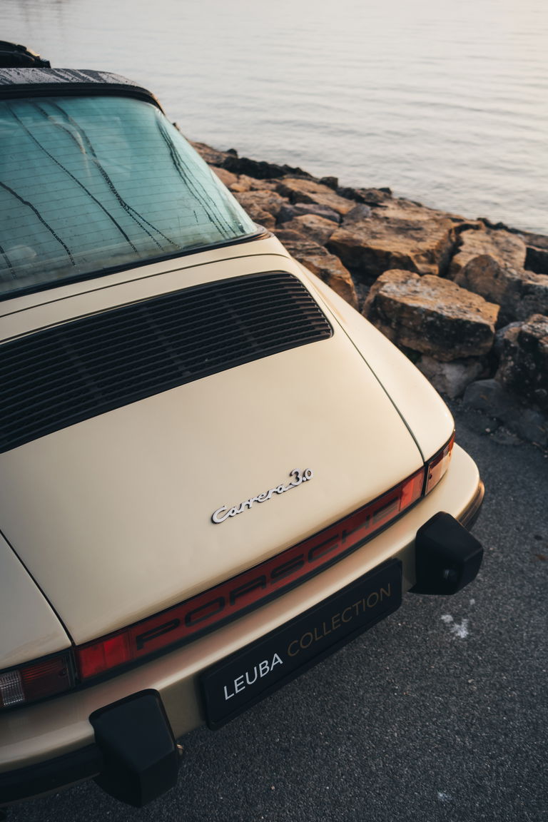 Porsche 911 Carrera 3.0