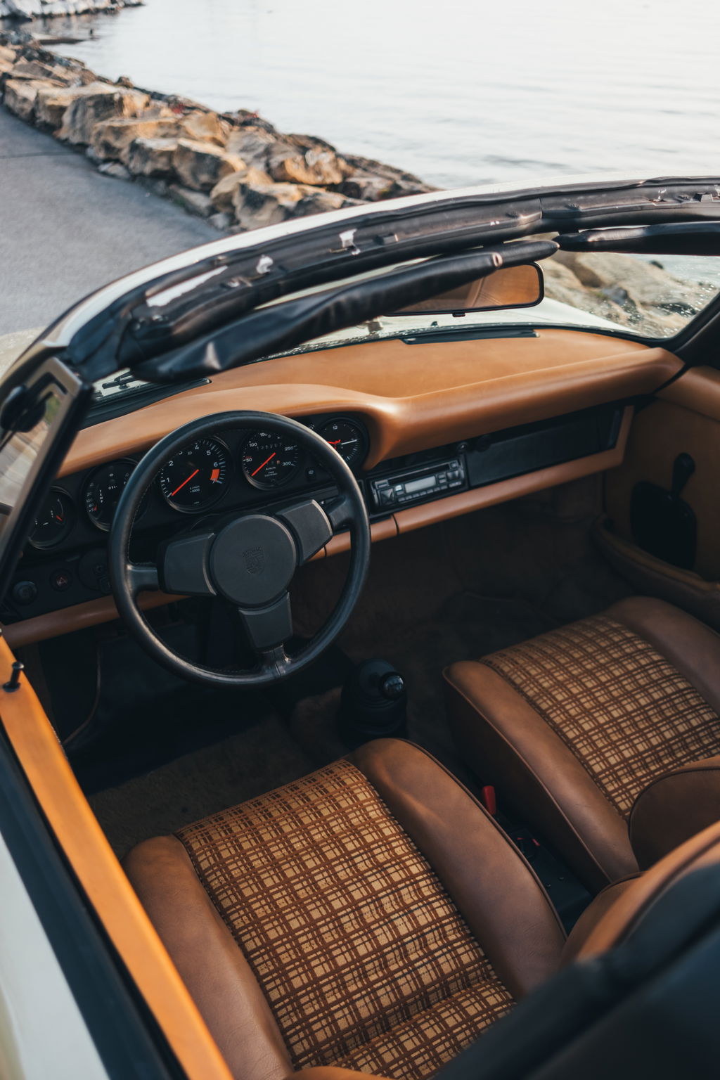 Porsche 911 Carrera 3.0