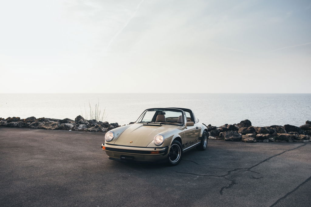 Porsche 911 Carrera 3.0