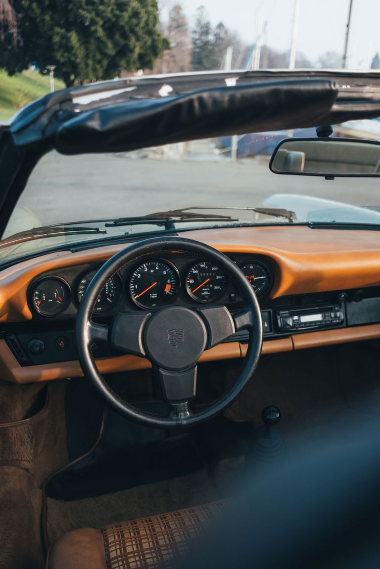 Porsche 911 Carrera 3.0