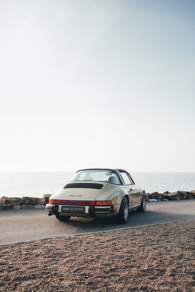 Porsche 911 Carrera 3.0