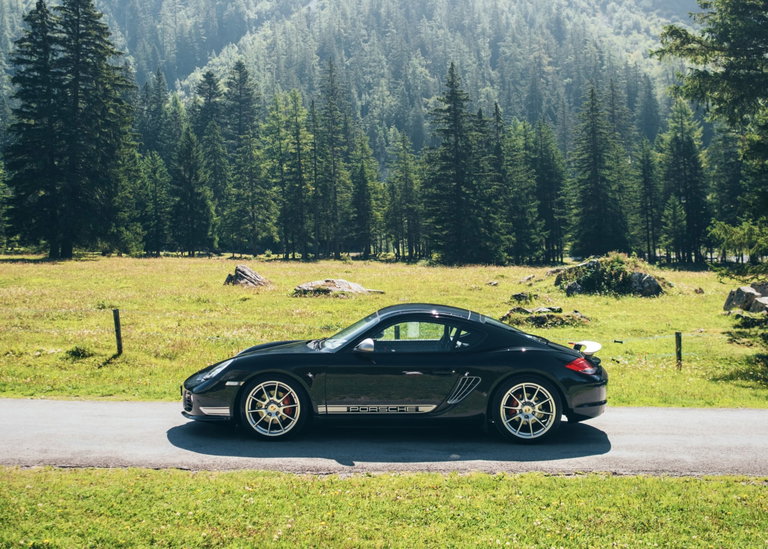Porsche 987 Cayman R