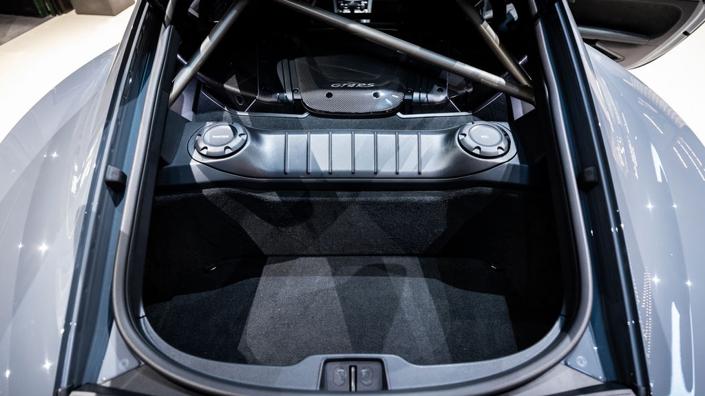 Porsche 718 Cayman GT4 RS