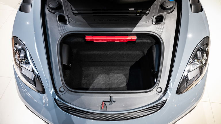 Porsche 718 Cayman GT4 RS