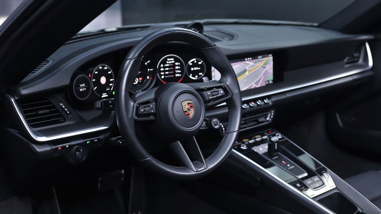 Porsche 992 Carrera 4S