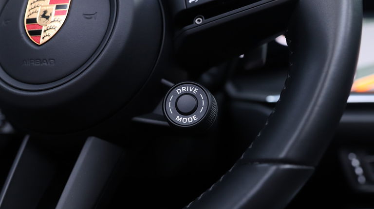 Porsche 992 Carrera 4S