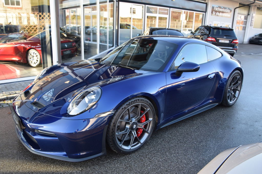 Porsche 992 GT3 Touring