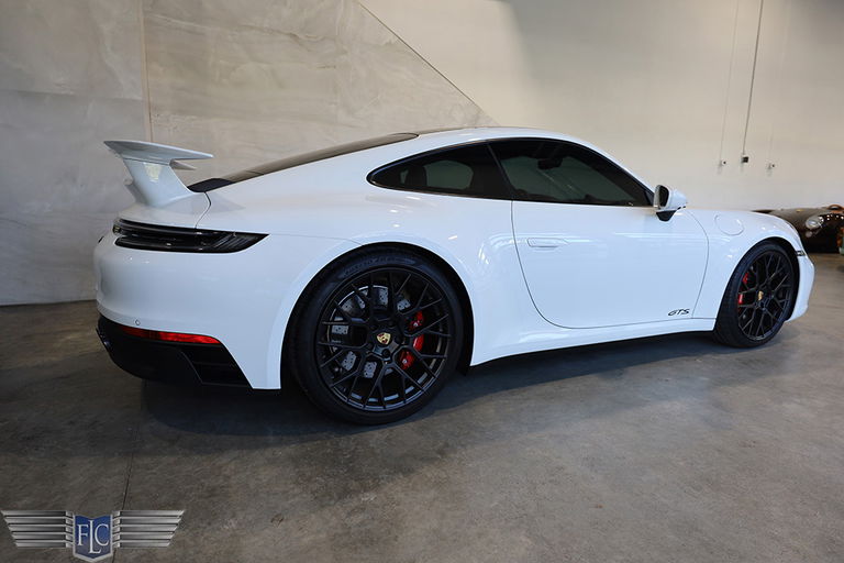 Porsche 992 Carrera GTS