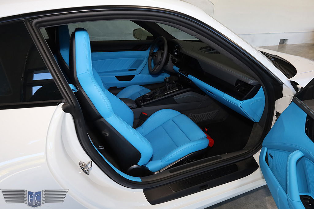 Porsche 992 Carrera GTS