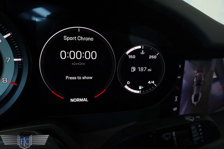 Porsche 992 Carrera GTS