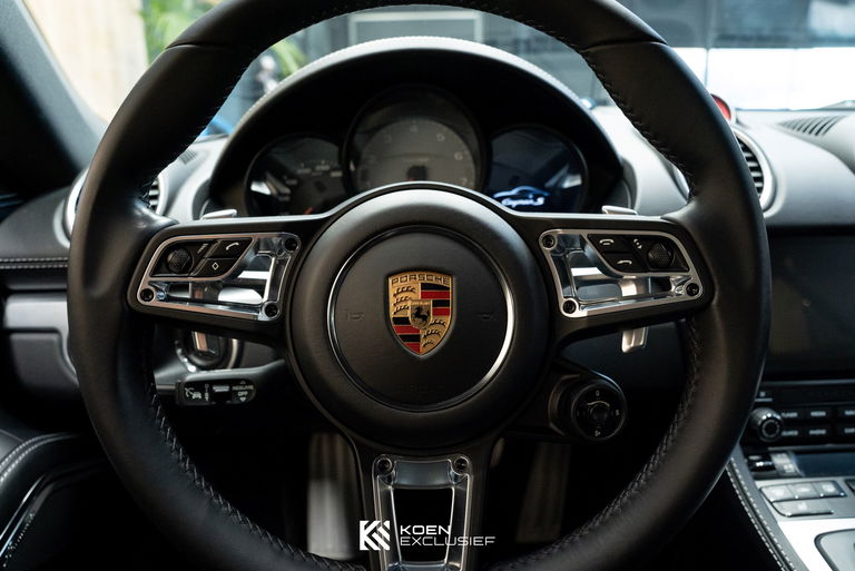 Porsche 718 Cayman S