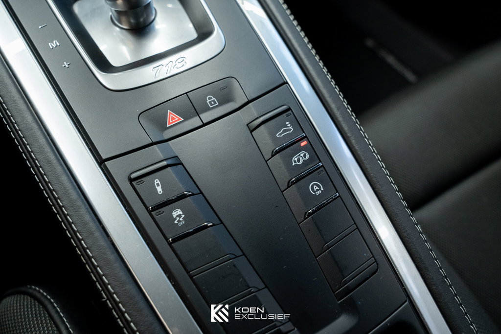 Porsche 718 Cayman S