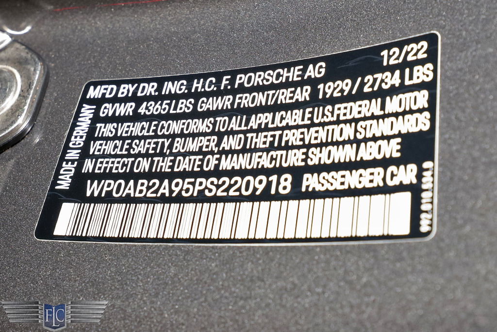 Porsche 992 Carrera 4S