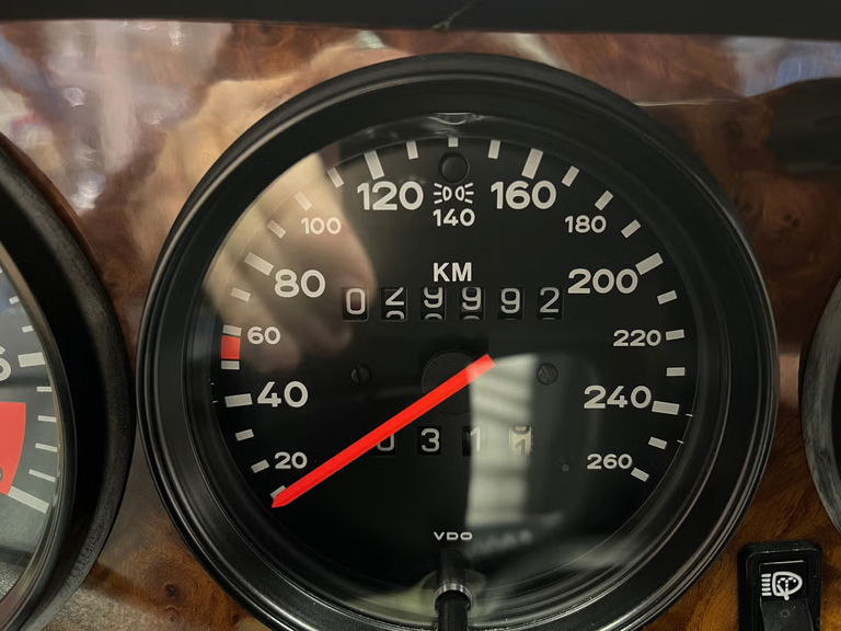 Porsche 911 Carrera 3.2