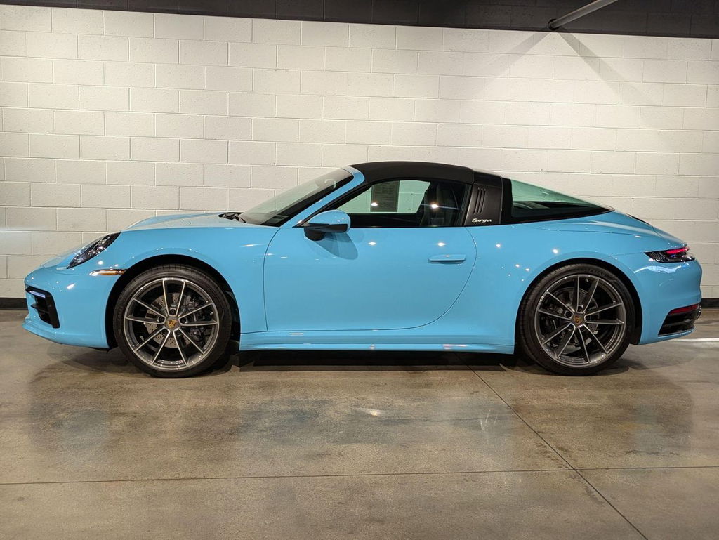 Porsche 992 Targa 4