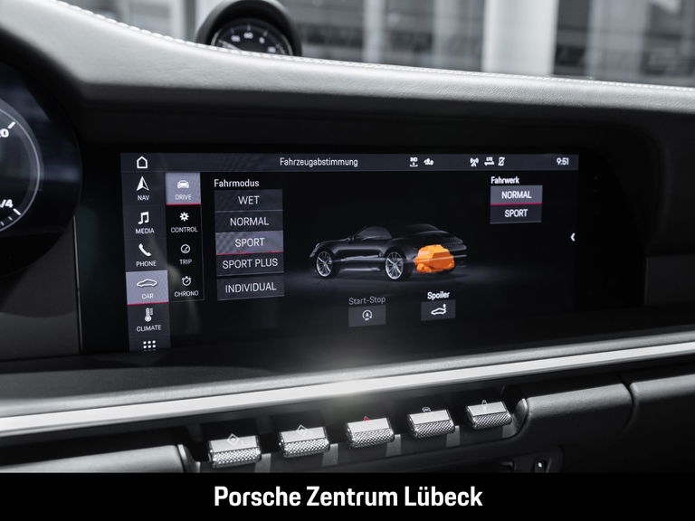 Porsche 992 Carrera 4S