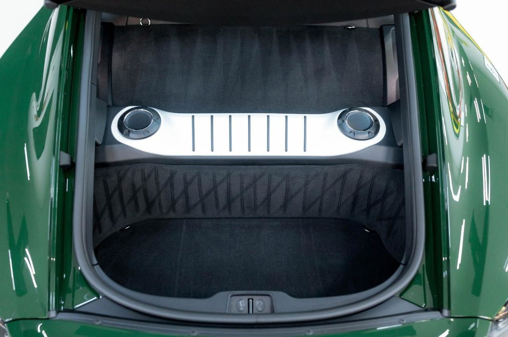 Porsche 718 Cayman GT4