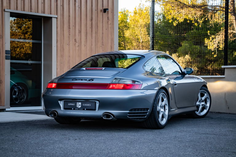 Porsche 996 Carrera 4S