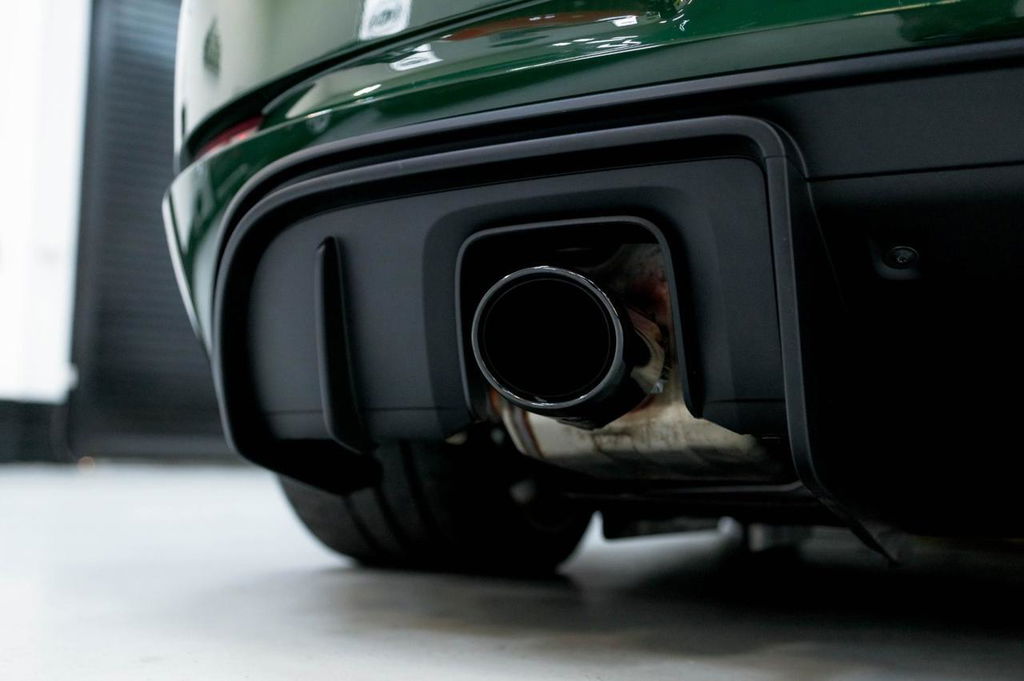 Porsche 718 Cayman GT4