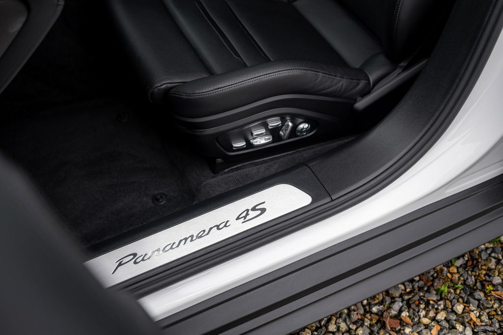 Porsche Panamera 4S E-Hybrid