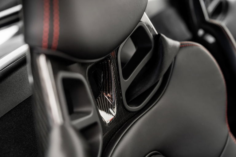 Porsche 718 Cayman GT4