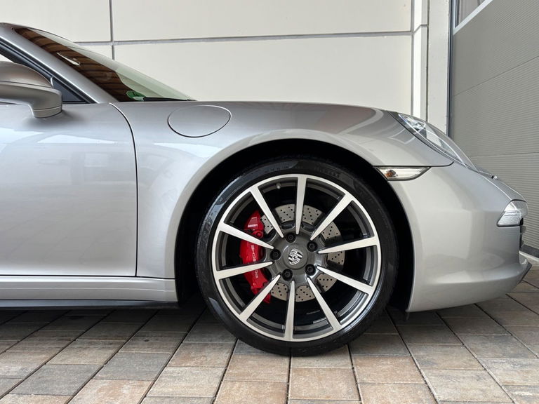 Porsche 991 Carrera 4S