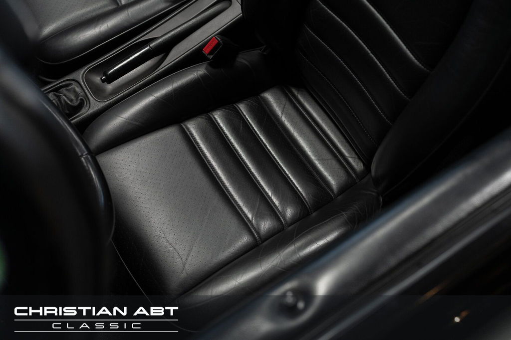 Porsche 964 Carrera 2 Speedster