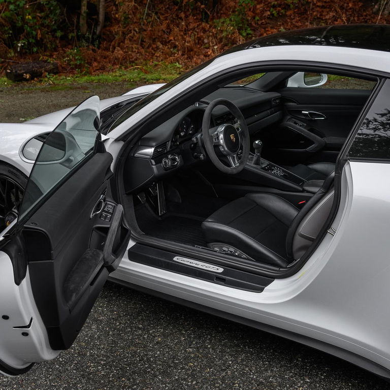 Porsche 991 Carrera 4 GTS