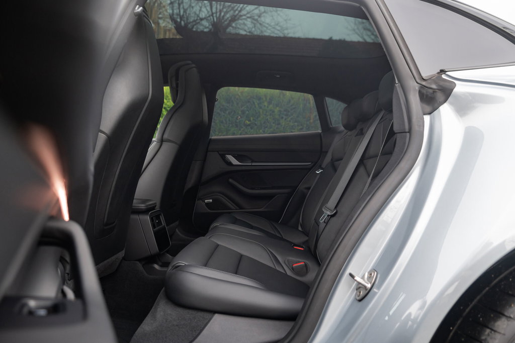 Porsche Taycan 4S Cross Turismo