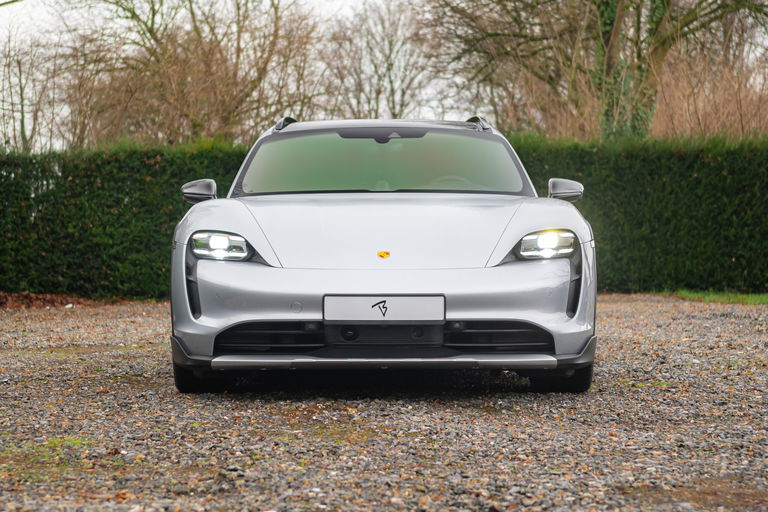 Porsche Taycan 4S Cross Turismo