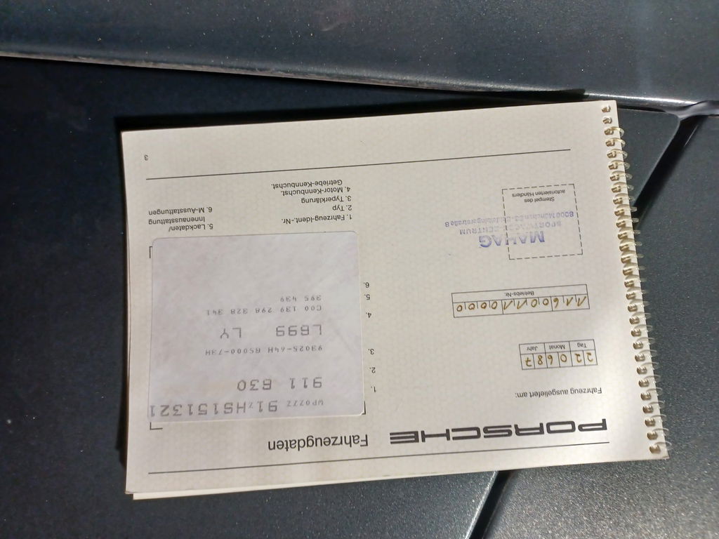 Porsche 911 Carrera 3.2