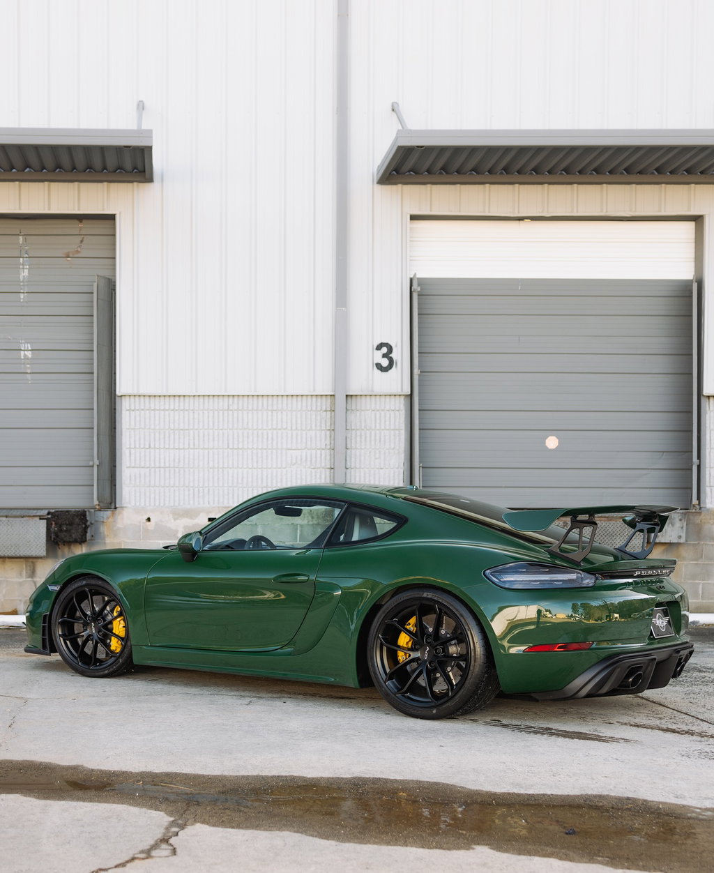 Porsche 718 Cayman GT4