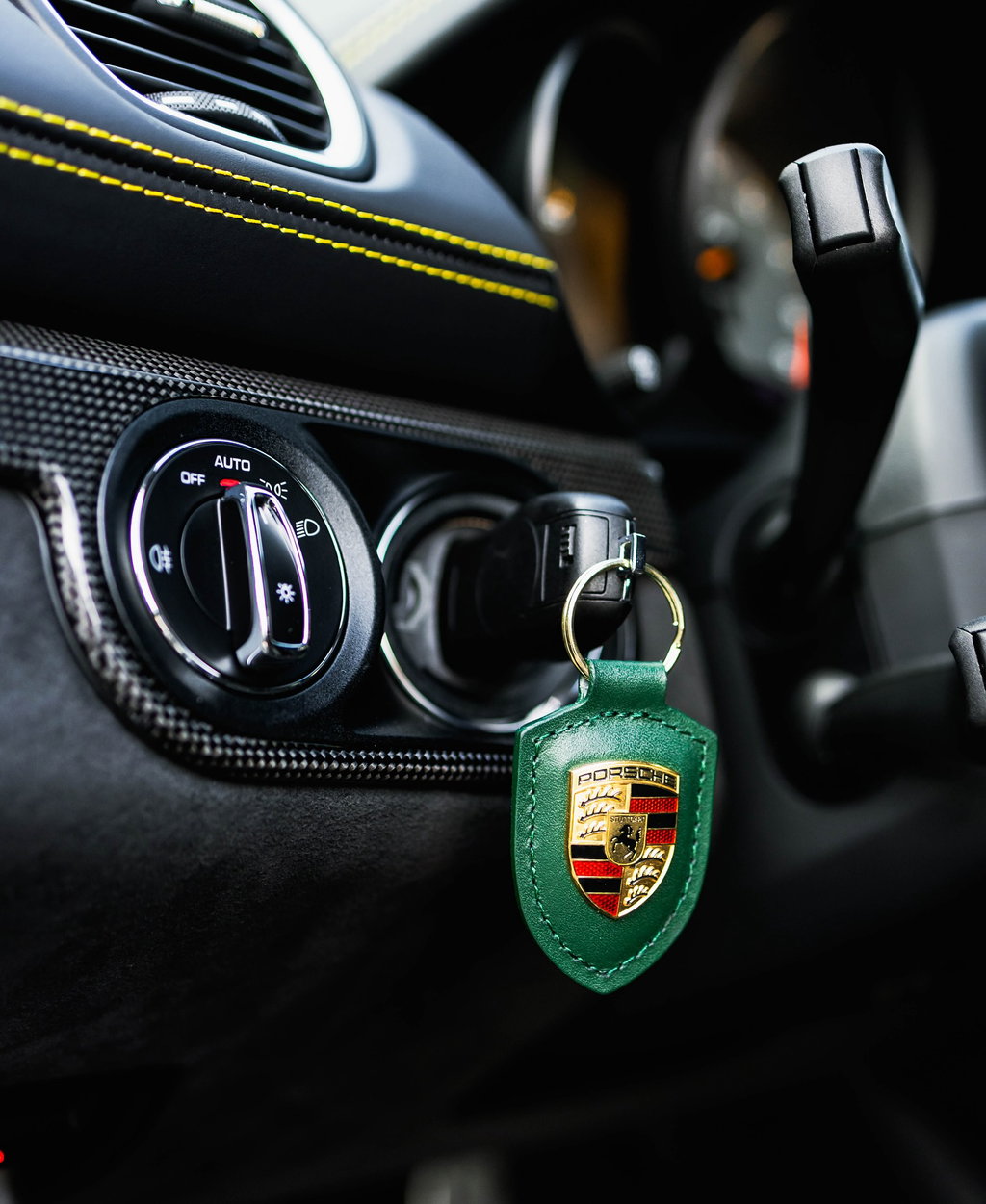 Porsche 718 Cayman GT4