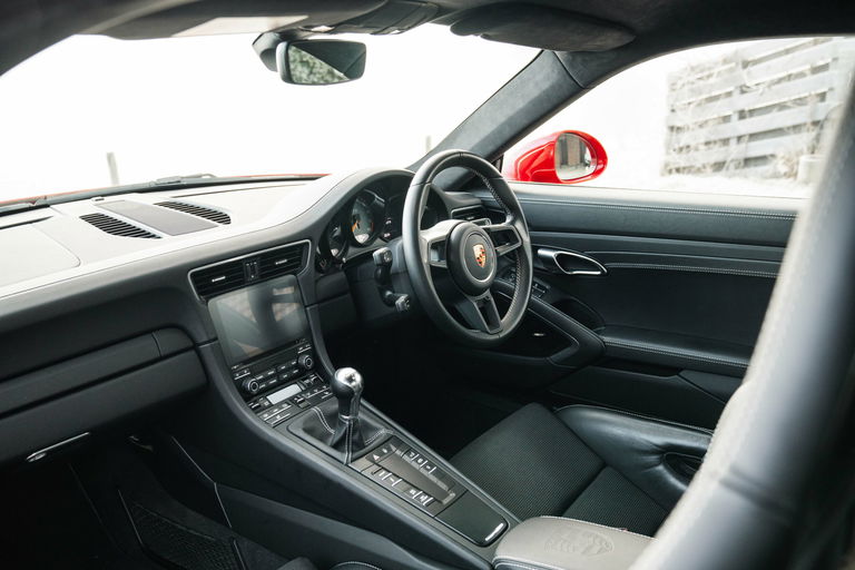 Porsche 991 GT3 Touring