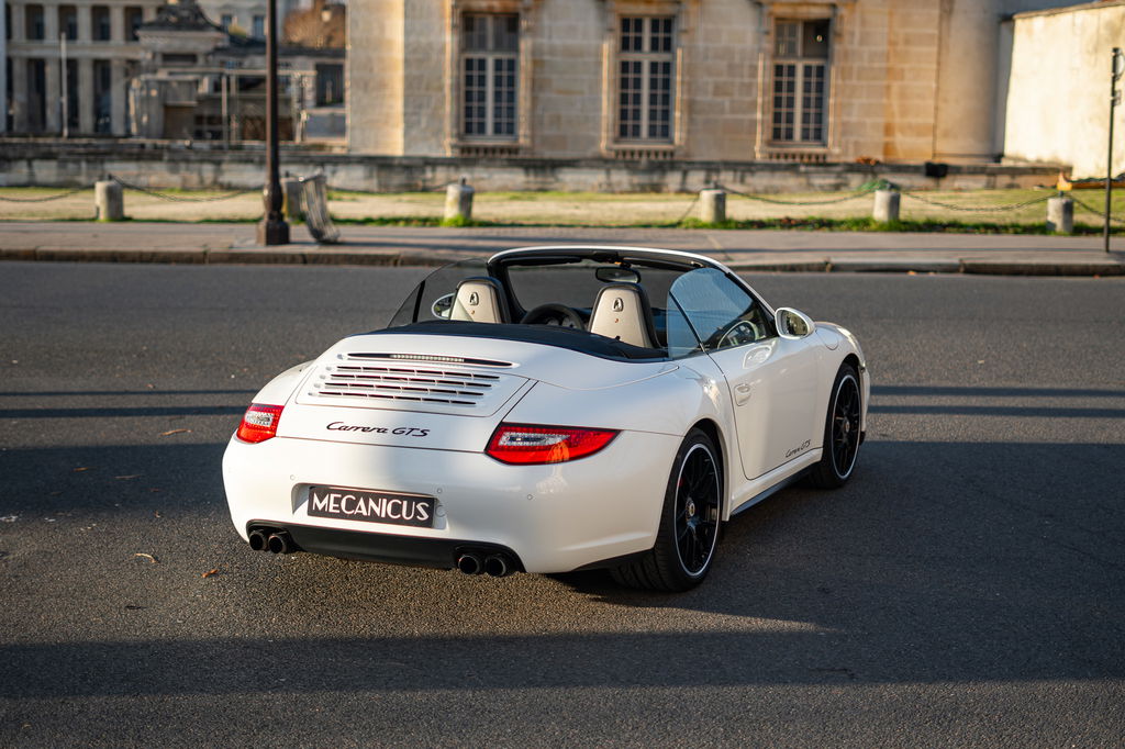 Porsche 997.2 Carrera GTS